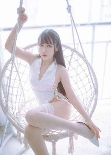 女大学生沙龙在线播放_免费国语
