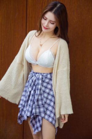 天降女子从2楼掉下了第二季_BD英语在线观看高清